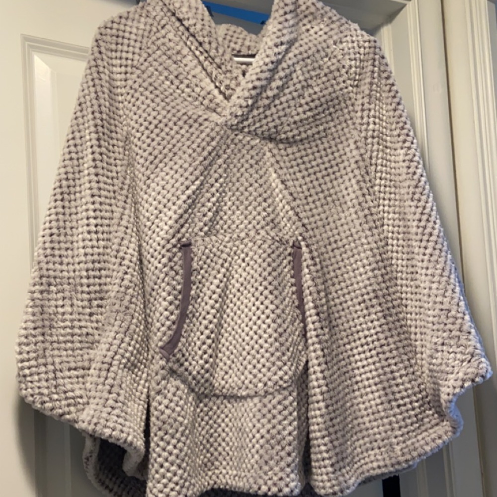 Fuzzy shawl with hood and front pocket. Worn only a handful of times!